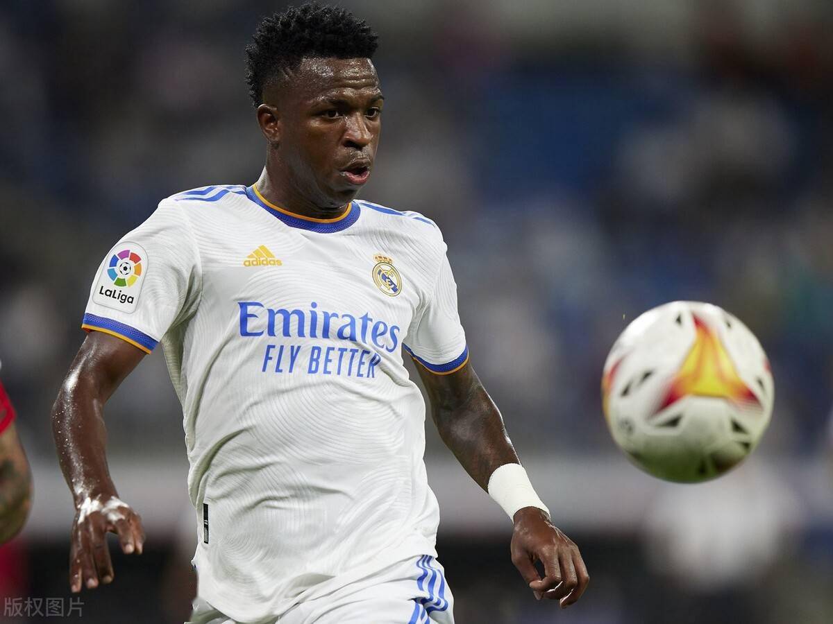 皇马后防漏洞频现,需要尽快补强的简单介绍 皇马后防漏洞频现,需要尽快补强的简单介绍