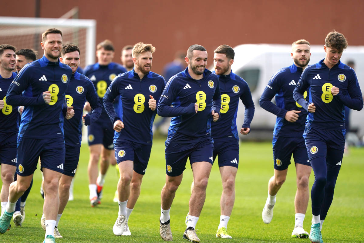 关于欧洲杯预选赛战况激烈,多队争先恐后的信息 关于欧洲杯预选赛战况激烈,多队争先恐后的信息