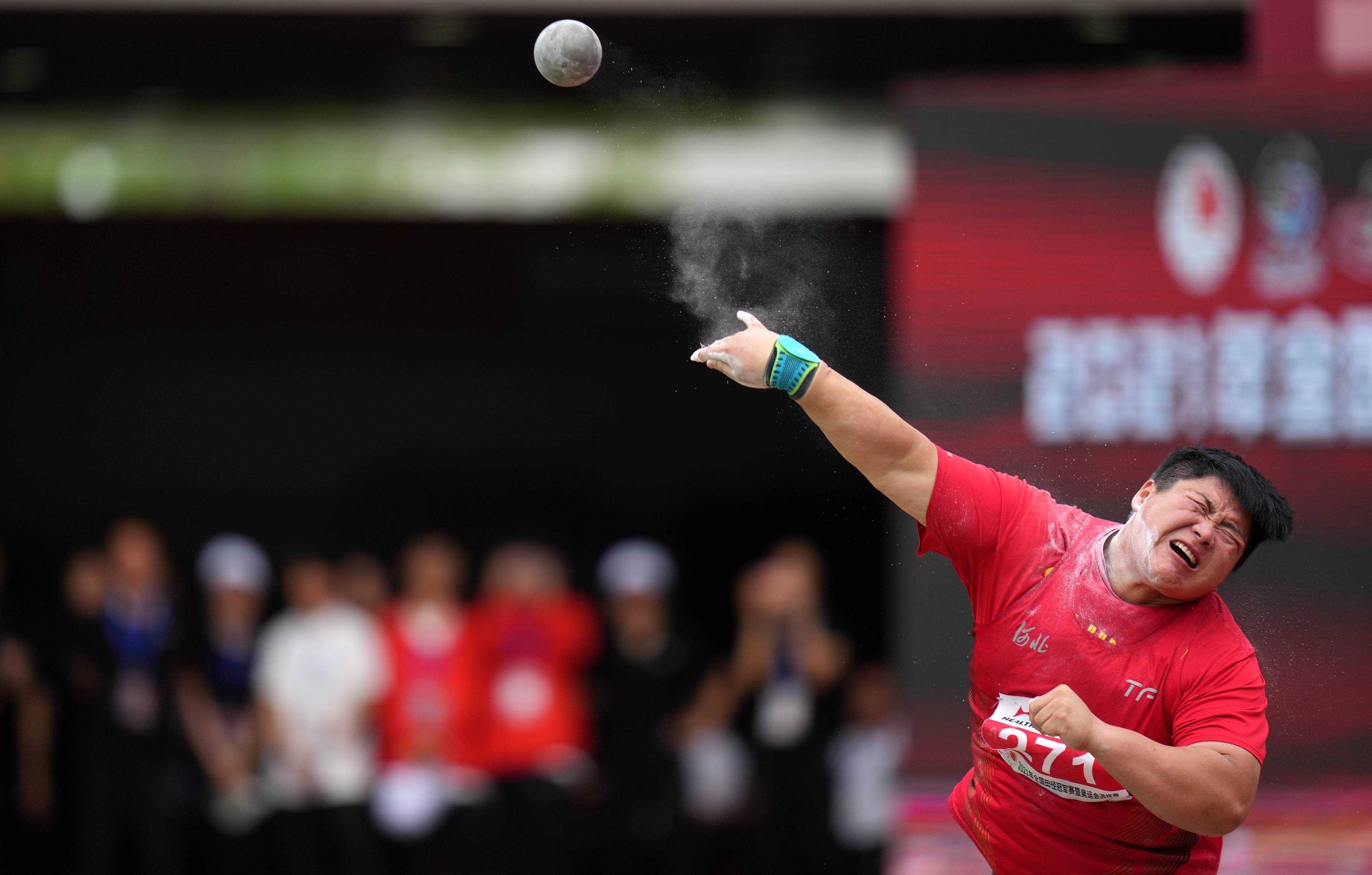 开云下载-铅球选手精湛技艺备受称赞!