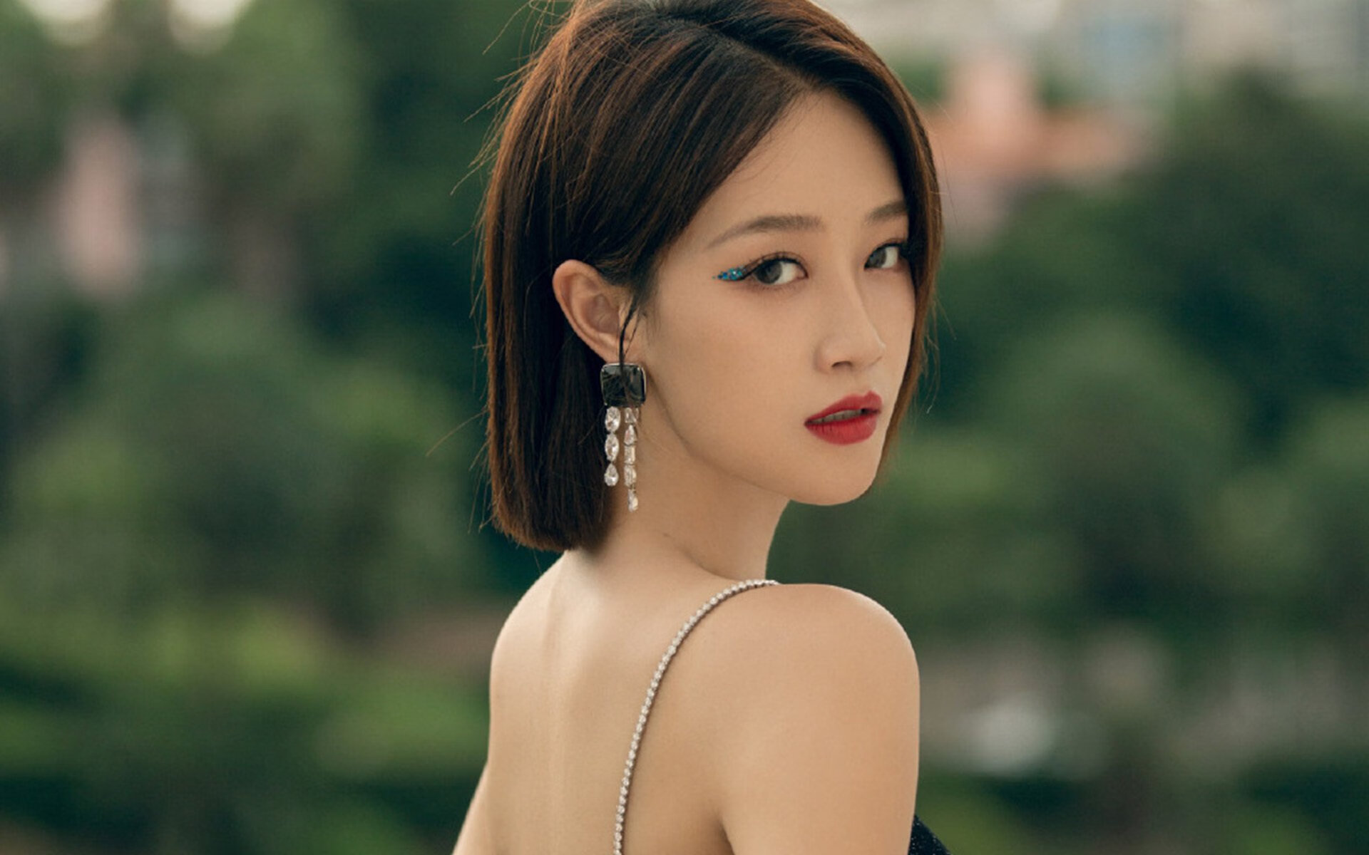 伯纳乌的掌声为谁响起？当英格拉姆化身欧冠赛场上的本泽马