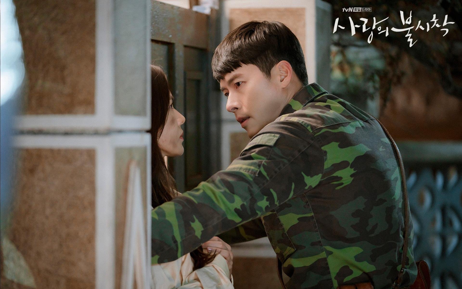 冰与火之歌，富安健洋一箭穿心，巴拉圭熔解冰岛防线