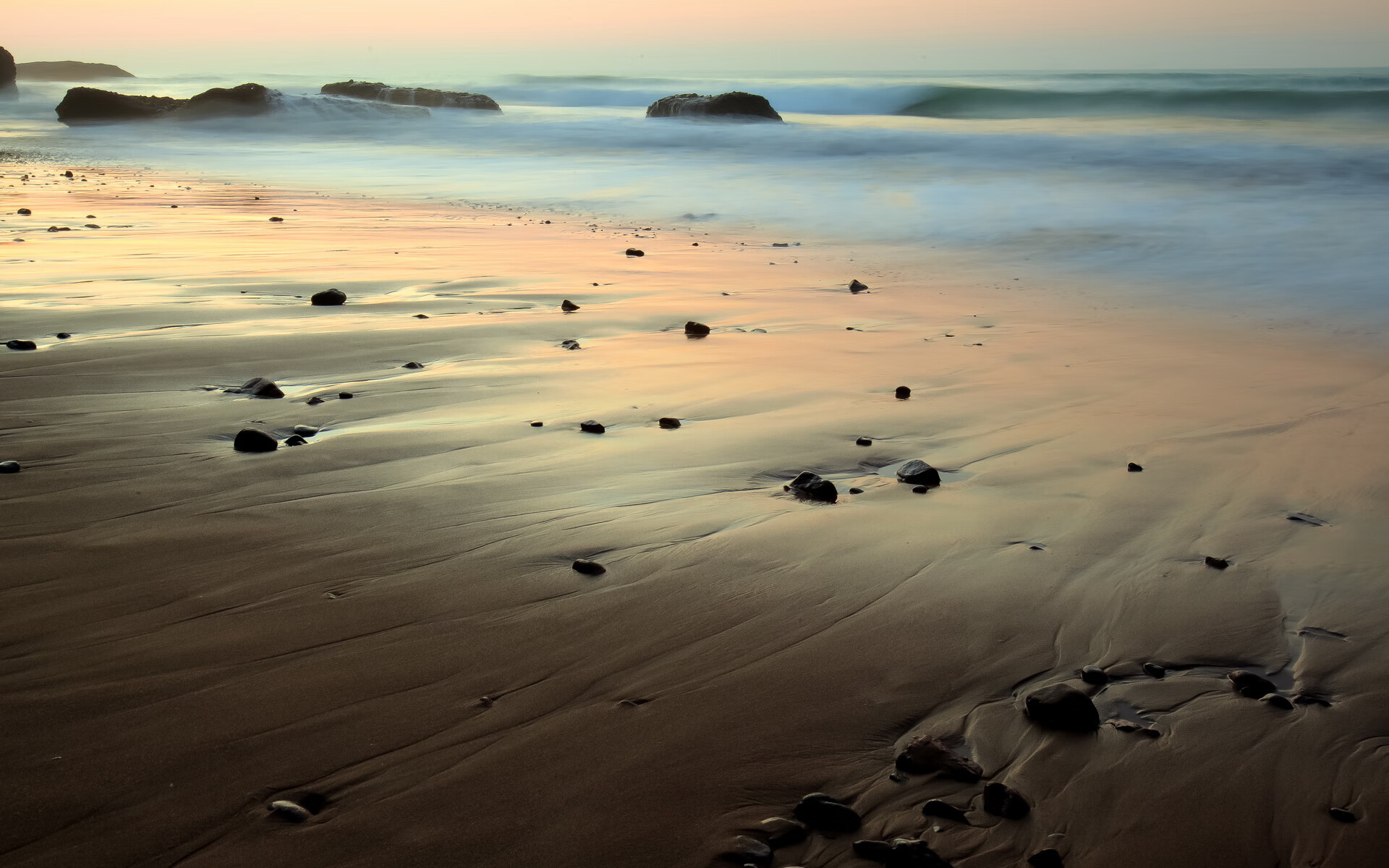 当尼日利亚防线遭遇罗马利刃,萨拉赫如何以攻为盾,主宰全场