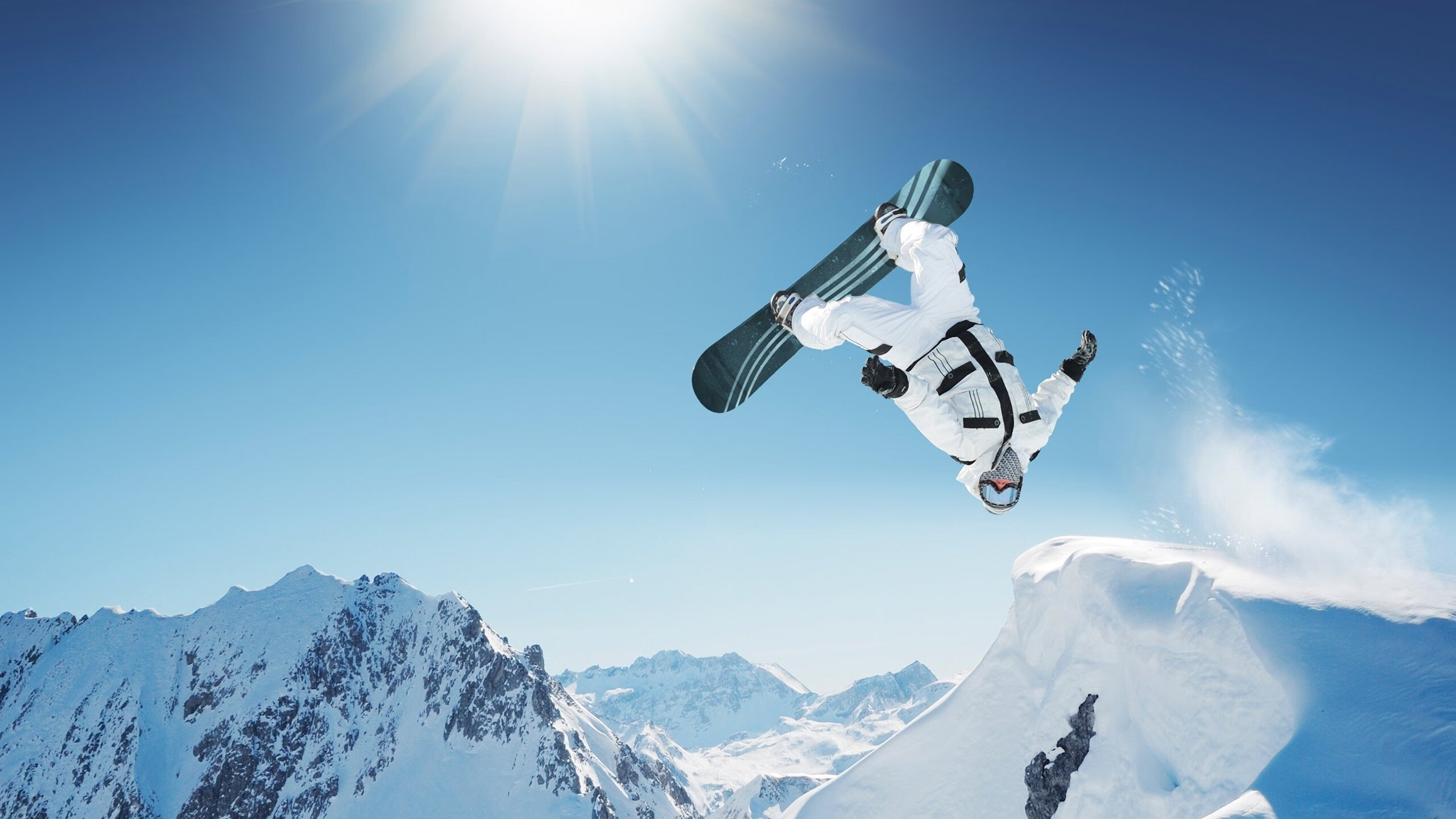 杰伦格林夜袭撕裂之城,爵士用三分雨浇灭开拓者反扑