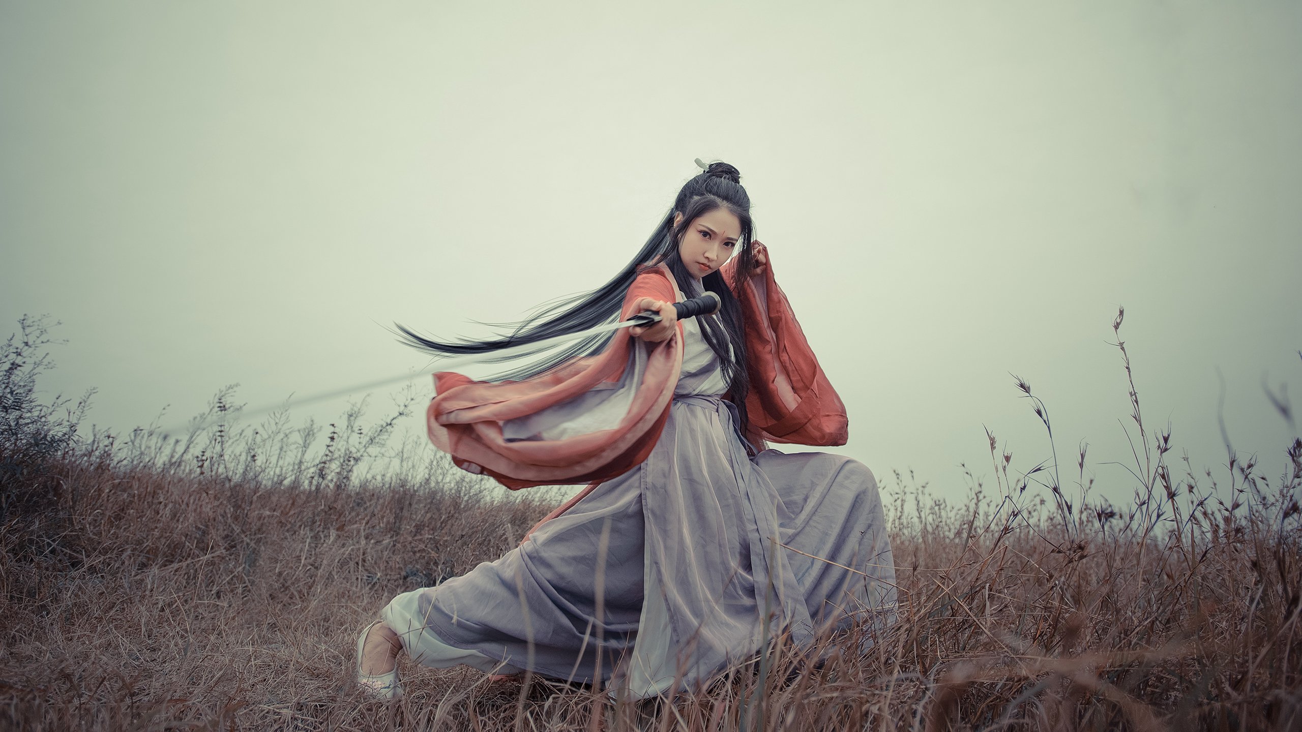 篮球世界的两个答案，锡安的最佳与勇士的绝杀